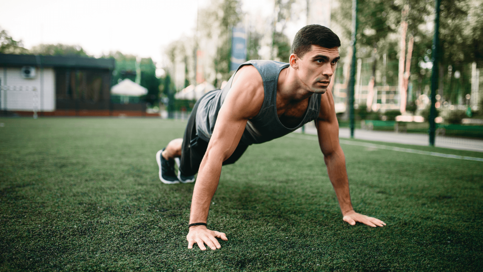 Outdoor Calisthenics Training: Why Nature Enhances Your Workout